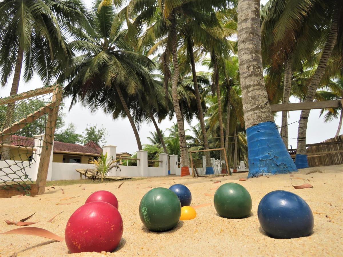 Rent Your Own Private Beach Bungalow Ampeni 외부 사진